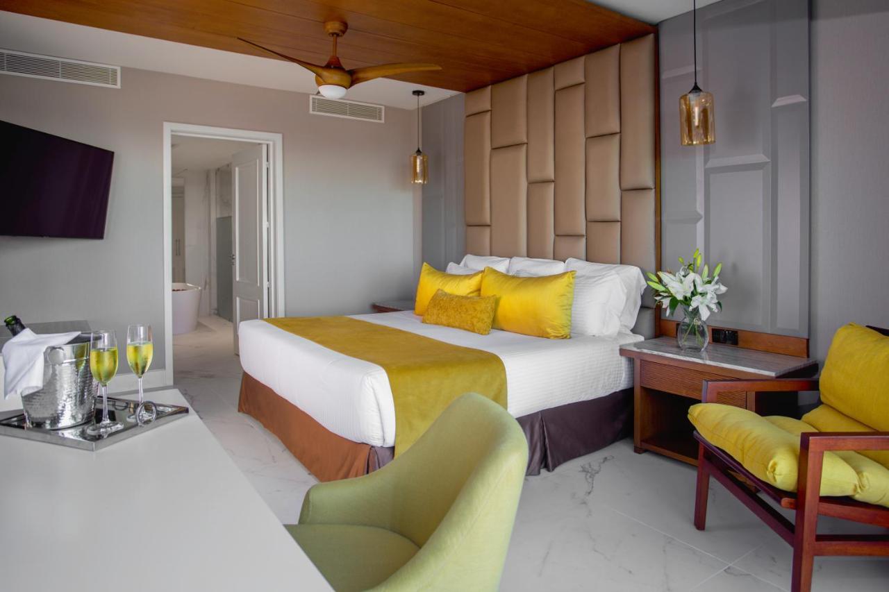 Secrets Royal Beach Punta Cana (Adults Only) Екстериор снимка