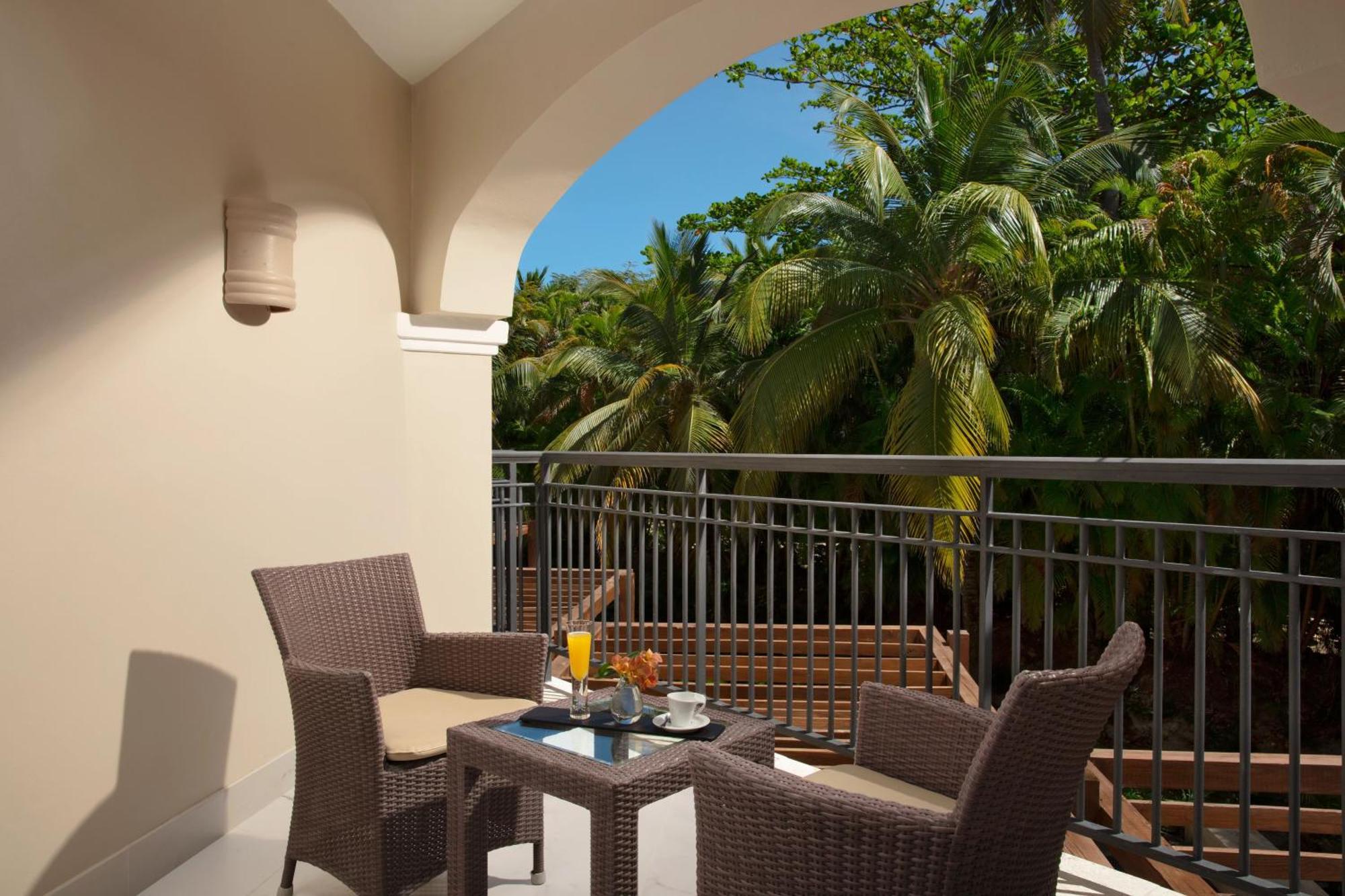 Secrets Royal Beach Punta Cana (Adults Only) Екстериор снимка
